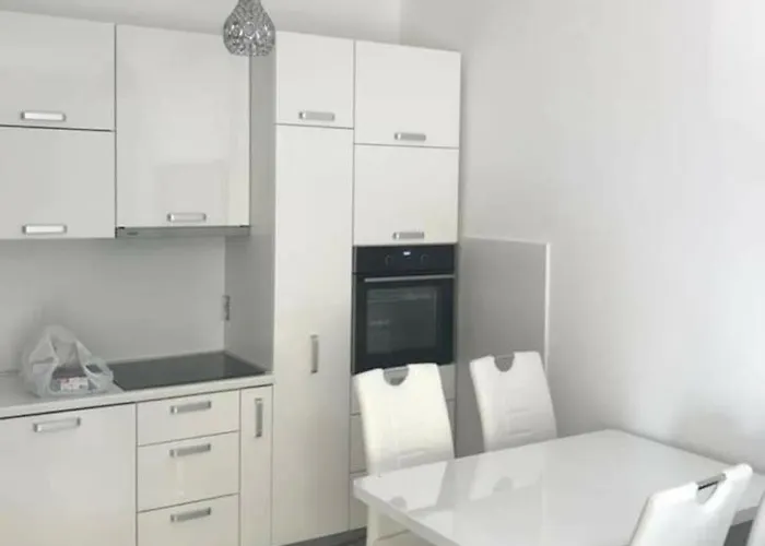 Kenza Jednosobni Stanovi